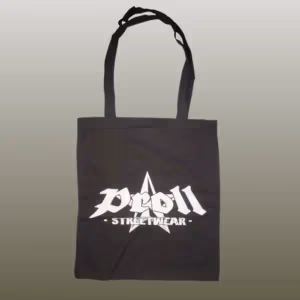 Beutel mit Proll-Streetwear-Logo, weiß auf schwarz.
