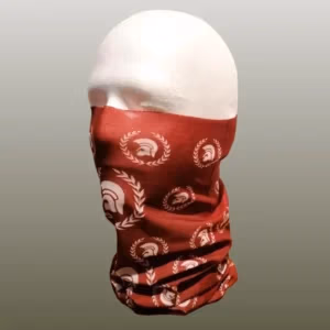 Ein enger Schlauchschal in rot mit einem weißen Sharp-Trojan-Muster.