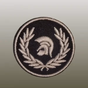 Patch mit Trojanerkopf und Ehrenkranz.