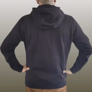 oisturm-asozial-hoodie-ruecken Rückseite des schwarzen Hoodies. Der Stick der Band Oi!Sturm Asozial befindet sich vorne.