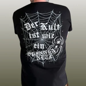 oisturm-asozial-shirt-spinnennetz-black-back Rückseite des schwarzen Oisturm-Asozial-Shirts mit großem Spinnennetz und Schritzug "Der Kult ist wie ein Spinnennetz" in Weiß.